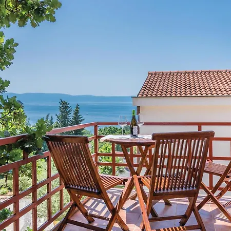 2 Bedroom Pet Friendly In *