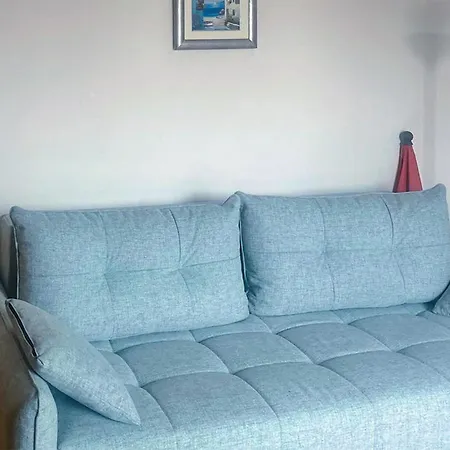2 Bedroom Pet Friendly In